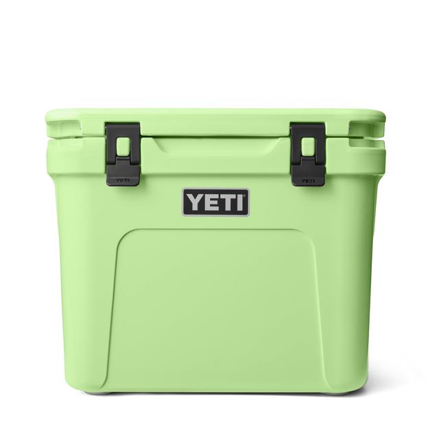 Roadie 32 Wheeled Cooler - Key Lime